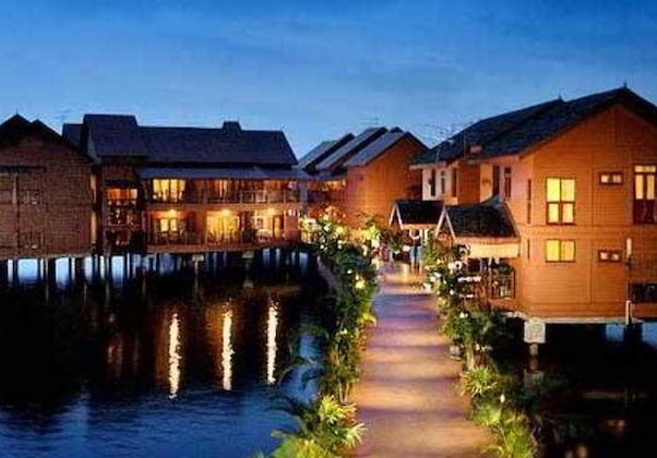 Gallery - Bukit Merah Laketown Resort