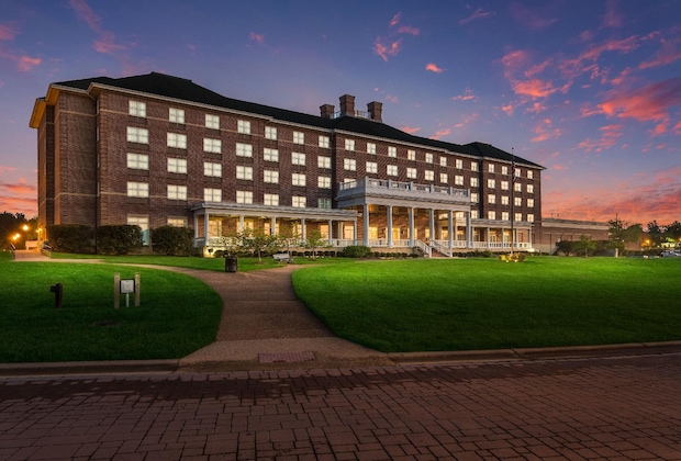 Gallery - Hilton Garden Inn Suffolk Riverfront