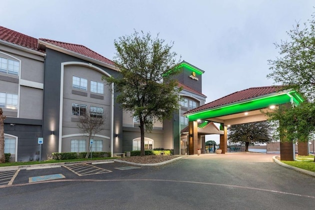 Gallery - La Quinta Inn & Suites By Wyndham New Braunfels