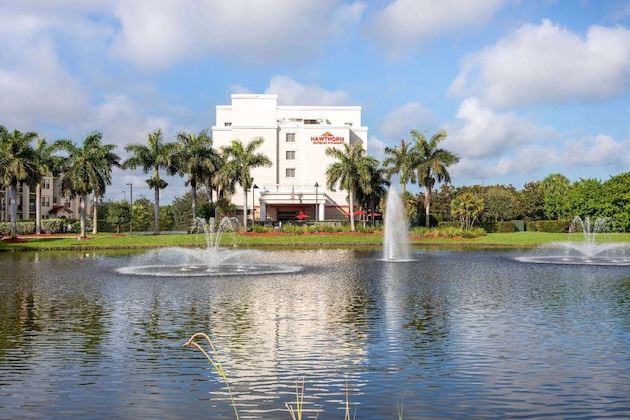 Gallery - Hawthorn Suites By Wyndham West Palm Beach