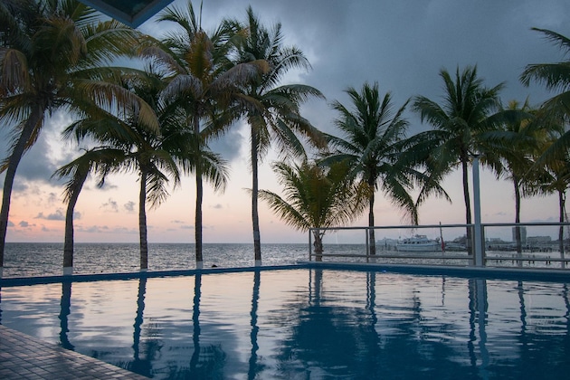 Gallery - Ocean View Cancun Arenas