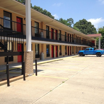 Gallery - Knights Inn Elizabethtown