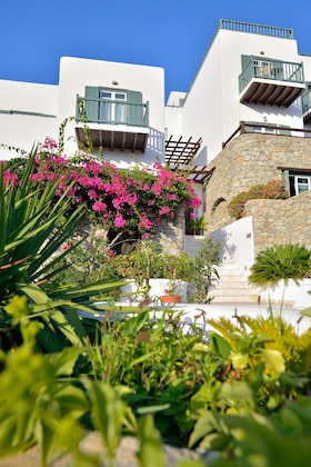 Gallery - Pelican Bay Hotel