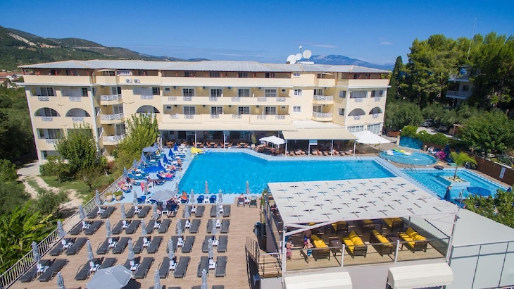 Gallery - Koukounaria Hotel & Suites