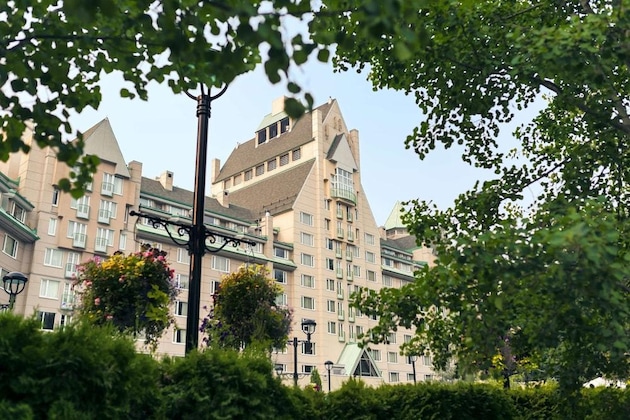 Gallery - Fairmont Chateau Whistler