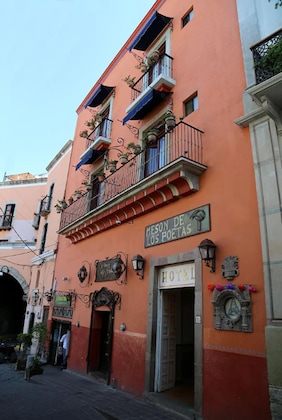 Gallery - El Mesón De Los Poetas