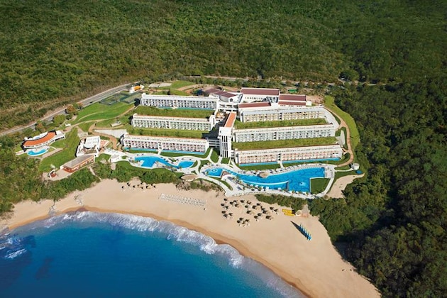 Gallery - Secrets Huatulco Resort & Spa - Adults Only