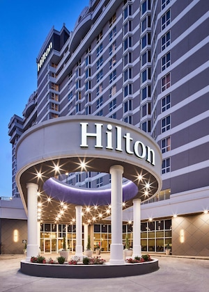 Gallery - Hilton Kansas City Country Club Plaza