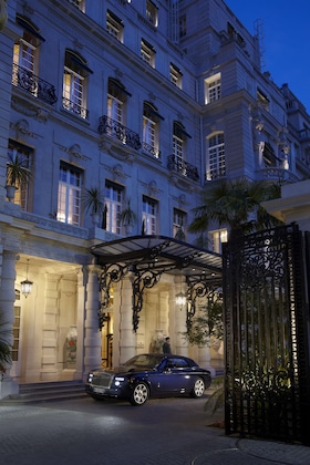 Gallery - Shangri-La Paris