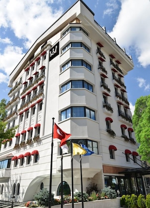 Gallery - Warwick Ankara