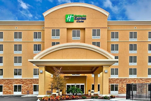 Gallery - Holiday Inn Express Hotel & Suites Largo-Clearwater By Ihg