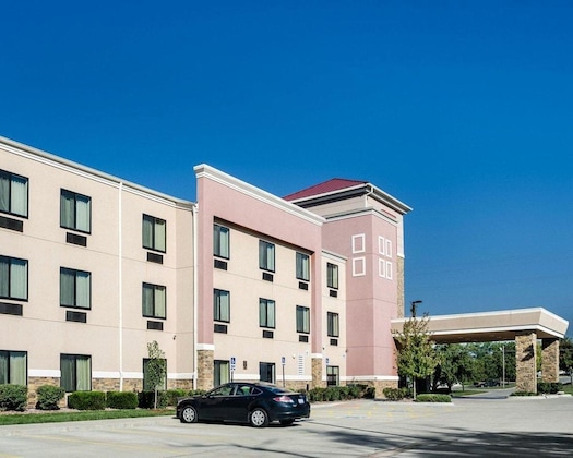 Gallery - Comfort Suites