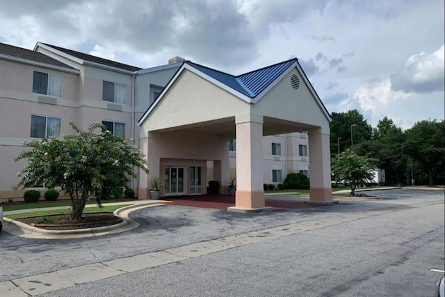 Gallery - Motel 6 Fayetteville, Nc – I-95