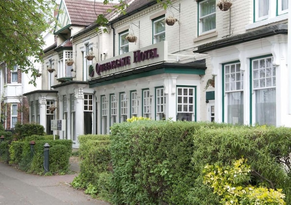 Gallery - Queensgate Hotel
