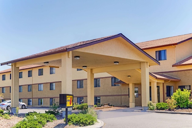 Gallery - Super 8 By Wyndham Klamath Falls