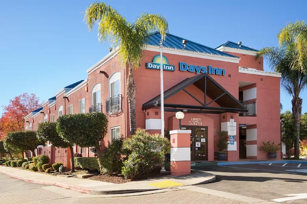 Gallery - Days Inn By Wyndham Concord
