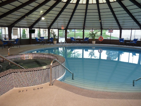Gallery - Ramada By Wyndham Cleveland Independence