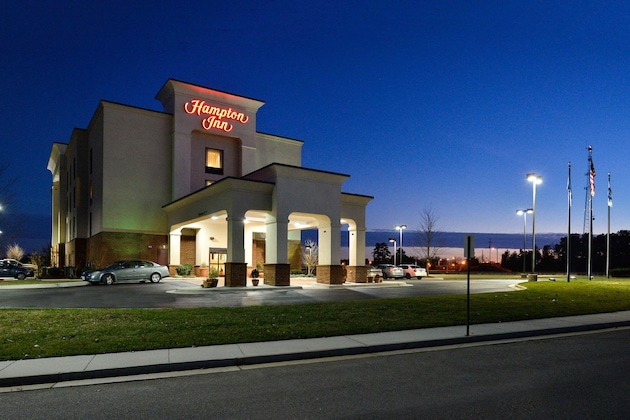 Gallery - Hampton Inn Farmville