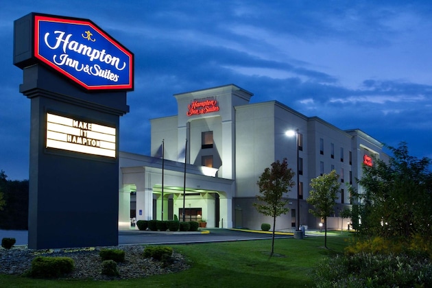 Gallery - Hampton Inn & Suites Grove City
