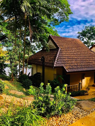 Gallery - Chiangkhong Teak Garden Riverfront Onsen Hotel