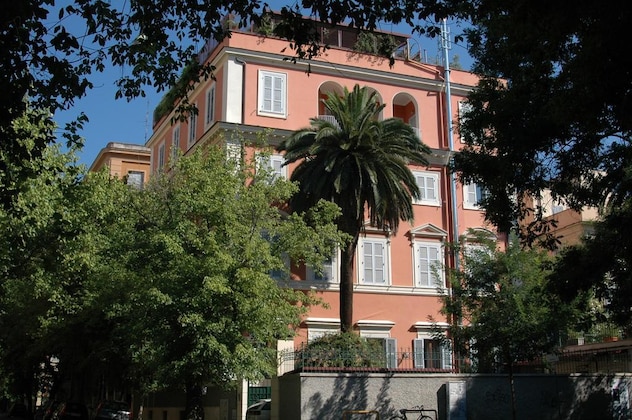 Gallery - Hotel Casa Valdese Roma