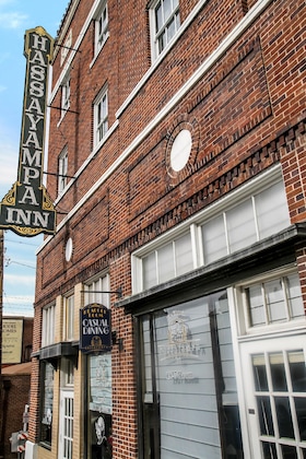 Gallery - Hassayampa Inn
