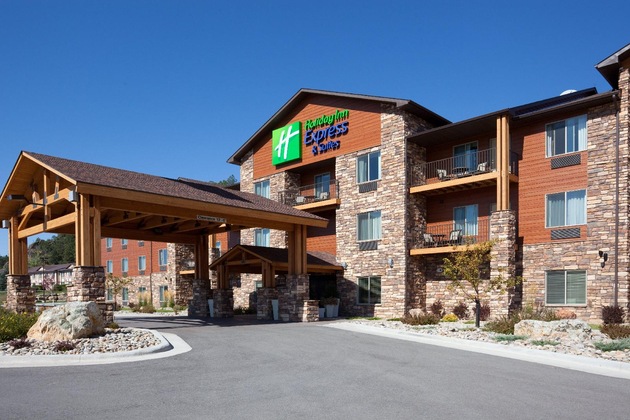 Gallery - Holiday Inn Express And Suites Custer
