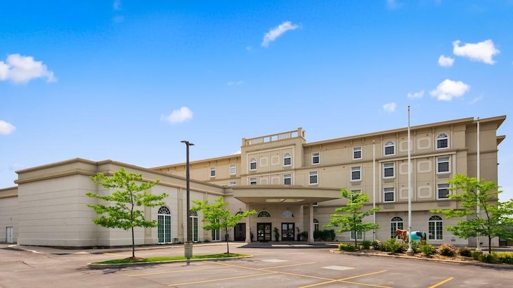 Gallery - Best Western Plus Orangeville Inn & Suites