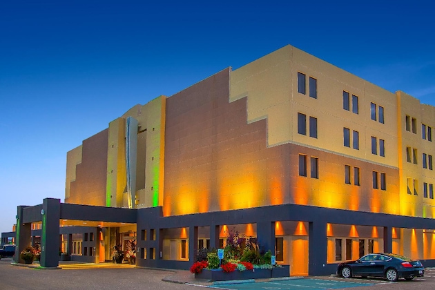Gallery - Ihotel And Convention Centre Red Deer