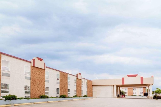 Gallery - Ramada By Wyndham Yorkton