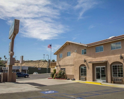 Gallery - Rodeway Inn Barstow