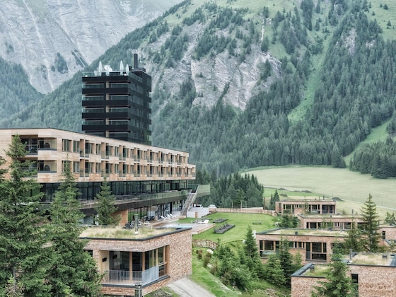 Gallery - Gradonna Mountain Resort Chalets & Hotel