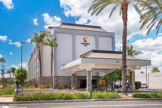 Gallery - Comfort Inn Anaheim Resort