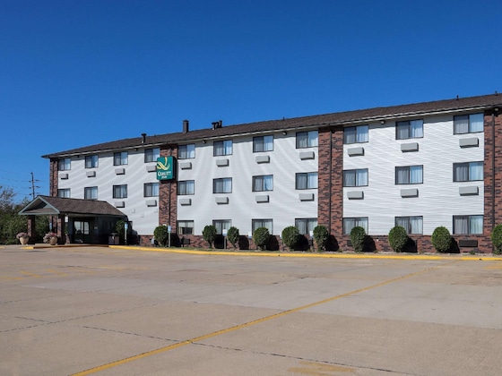 Gallery - Quality Inn & Suites Bloomington I-55 And I-74