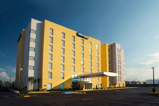 Gallery - City Express by Marriott Aguascalientes Sur