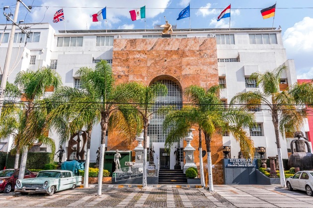 Gallery - European Life Style Executive Suites & Gallery