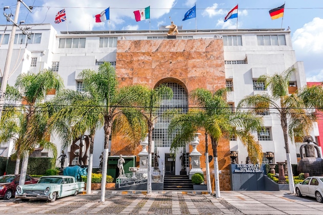 Gallery - European Life Style Executive Suites & Gallery