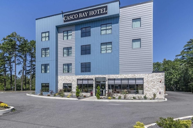Gallery - Casco Bay Hotel Portland Airport - Maine Mall, Ascend Hotel Collection