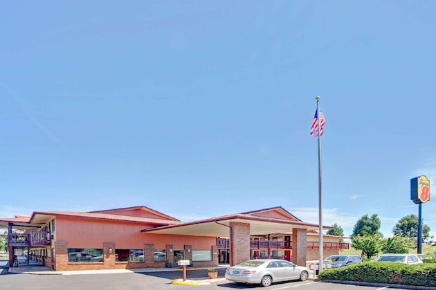 Gallery - Super 8 By Wyndham Albany