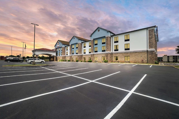 Gallery - Comfort Suites Jackson