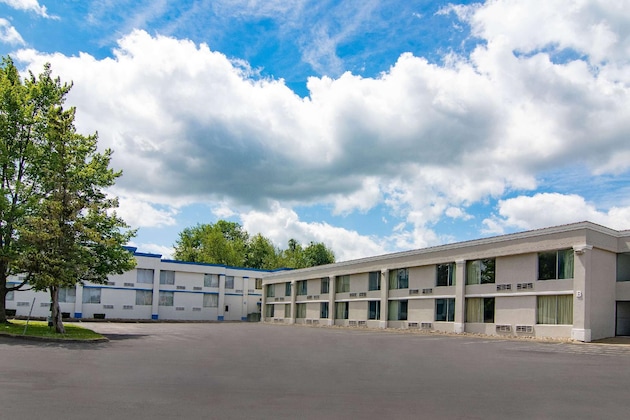 Gallery - Motel 6 Clarion, Pa