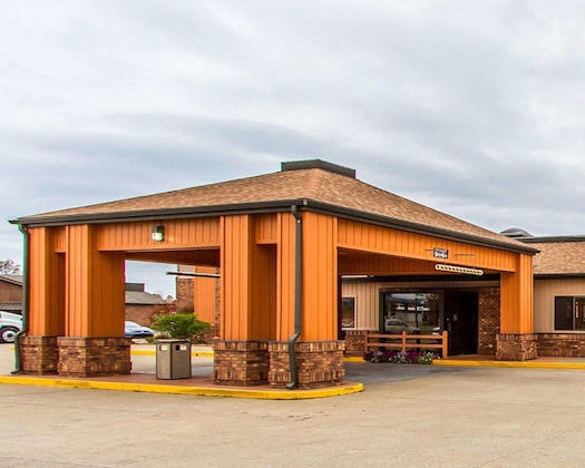 Gallery - Quality Inn & Suites