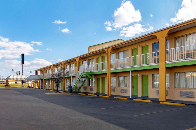 Gallery - Econo Lodge Waco North I-35