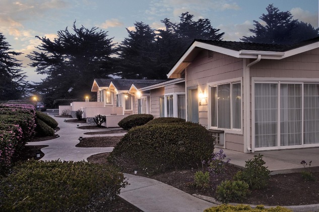 Gallery - Cambria Landing Inn & Suites