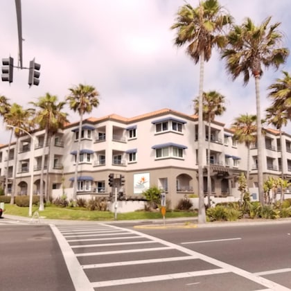 Gallery - Tamarack Beach Resort Hotel