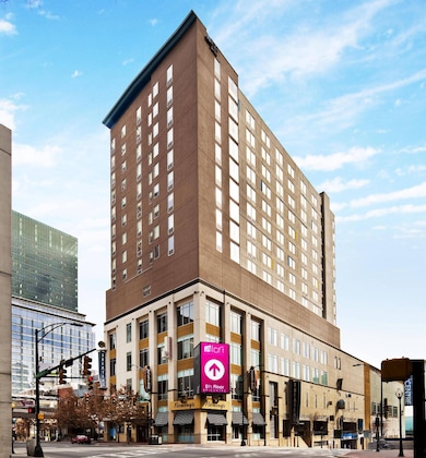 Gallery - Aloft Charlotte City Center
