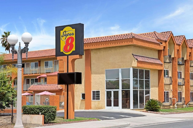 Gallery - Super 8 By Wyndham Cypress Buena Park Area