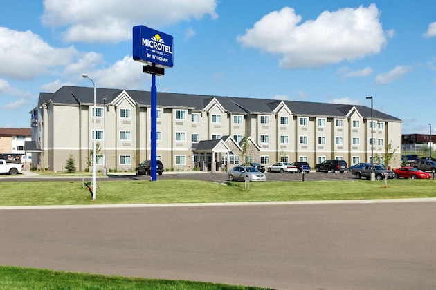 Gallery - Microtel Inn & Suites By Wyndham Dickinson
