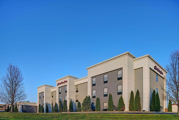 Gallery - Hampton Inn Farmington