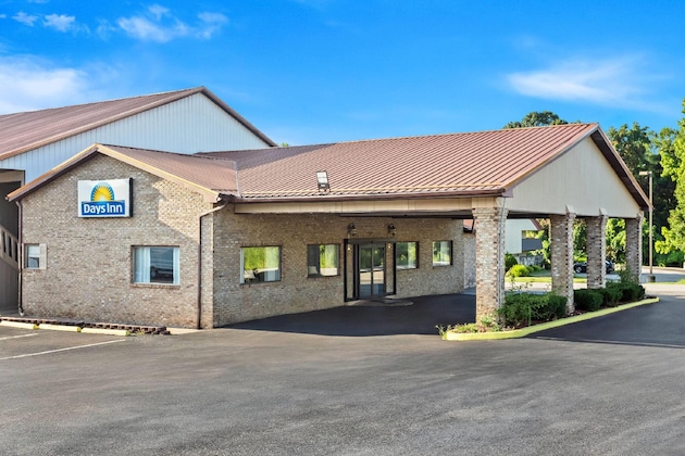 Gallery - Days Inn By Wyndham Huntington